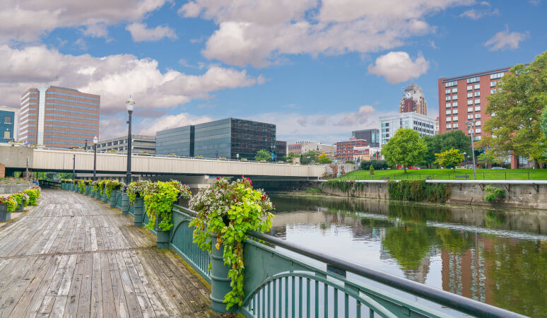 Lansing, MI